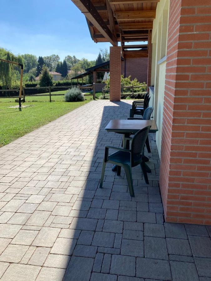Agriturismo Altana Del Motto Rosso Gattico Екстериор снимка