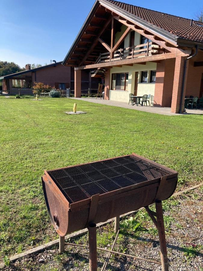 Agriturismo Altana Del Motto Rosso Gattico Екстериор снимка
