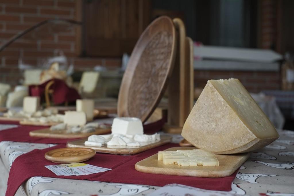 Agriturismo Altana Del Motto Rosso Gattico Екстериор снимка