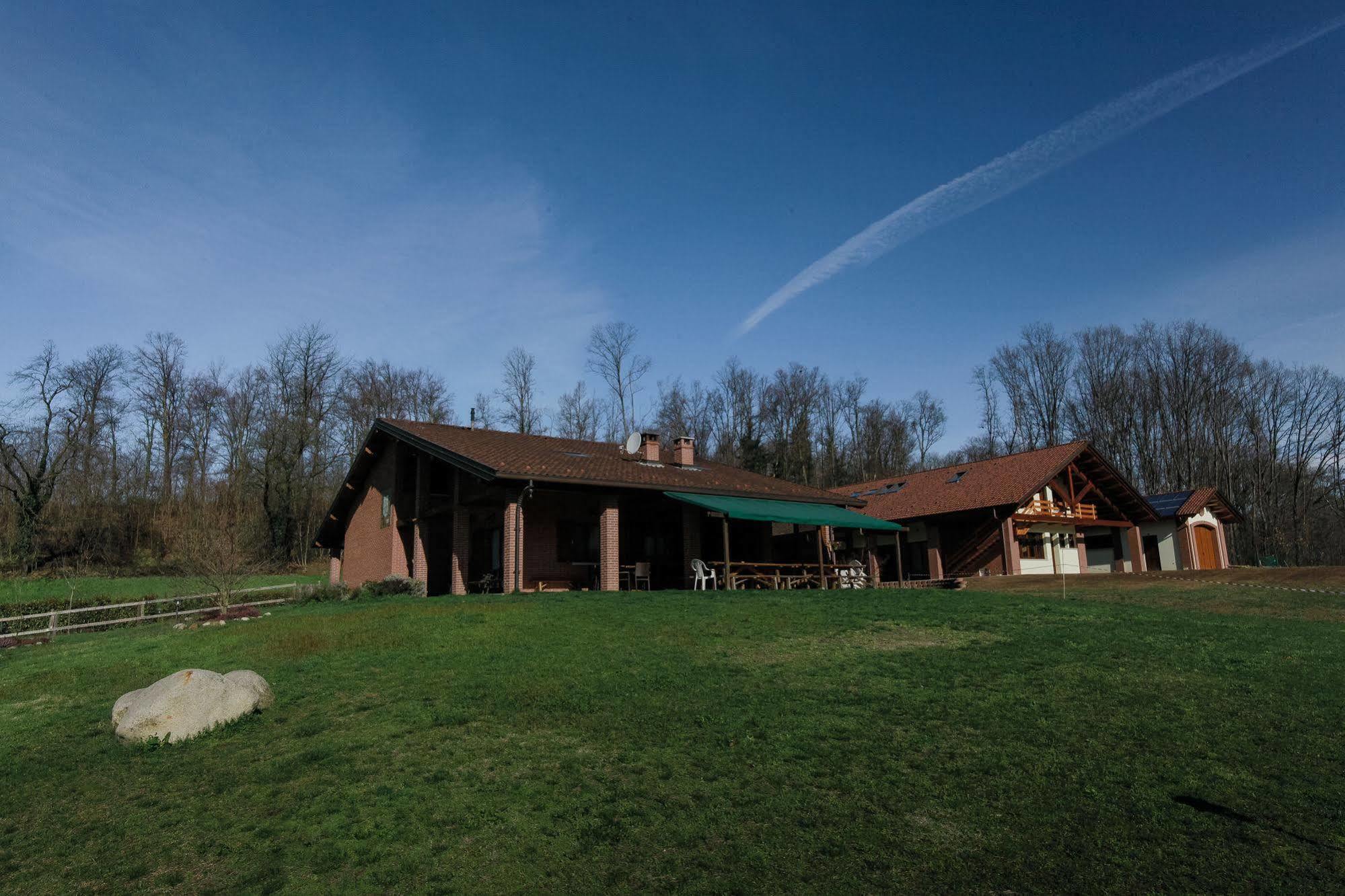 Agriturismo Altana Del Motto Rosso Gattico Екстериор снимка