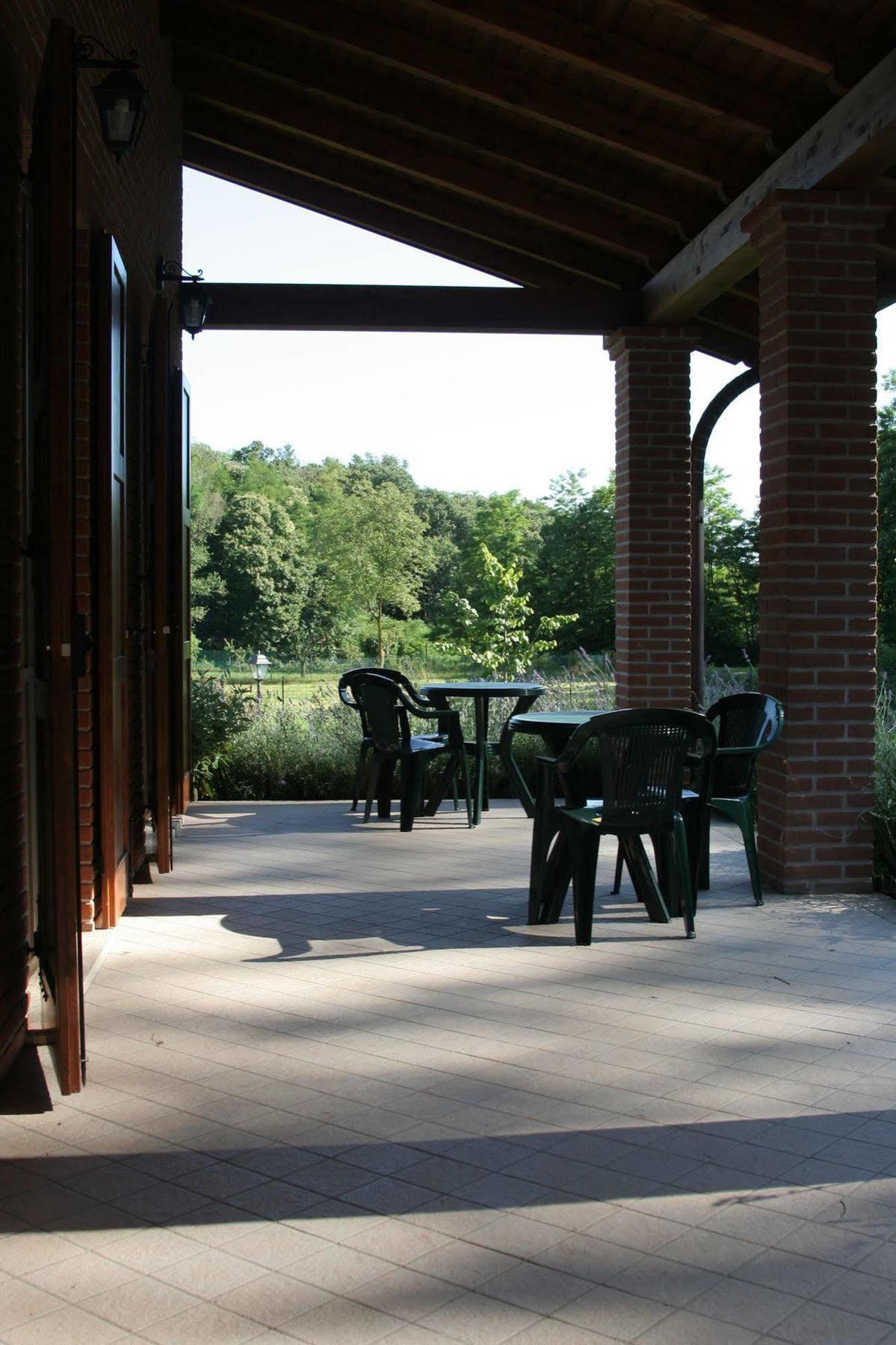 Agriturismo Altana Del Motto Rosso Gattico Екстериор снимка